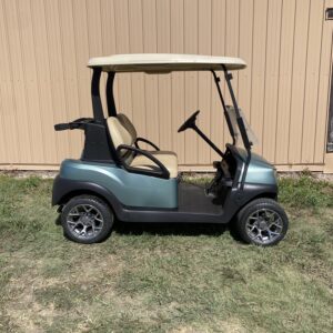 Cindy Sherlock – BX2051-137522 Side 2020 Club Car Tempo - Custom Green Paint